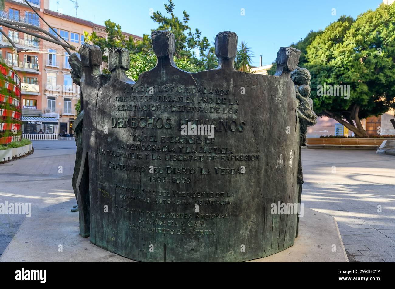 Denkmal für Menschenrechte auf der Plaza Santo Domingo in Murcia, Spanien, 2023. Stockfoto