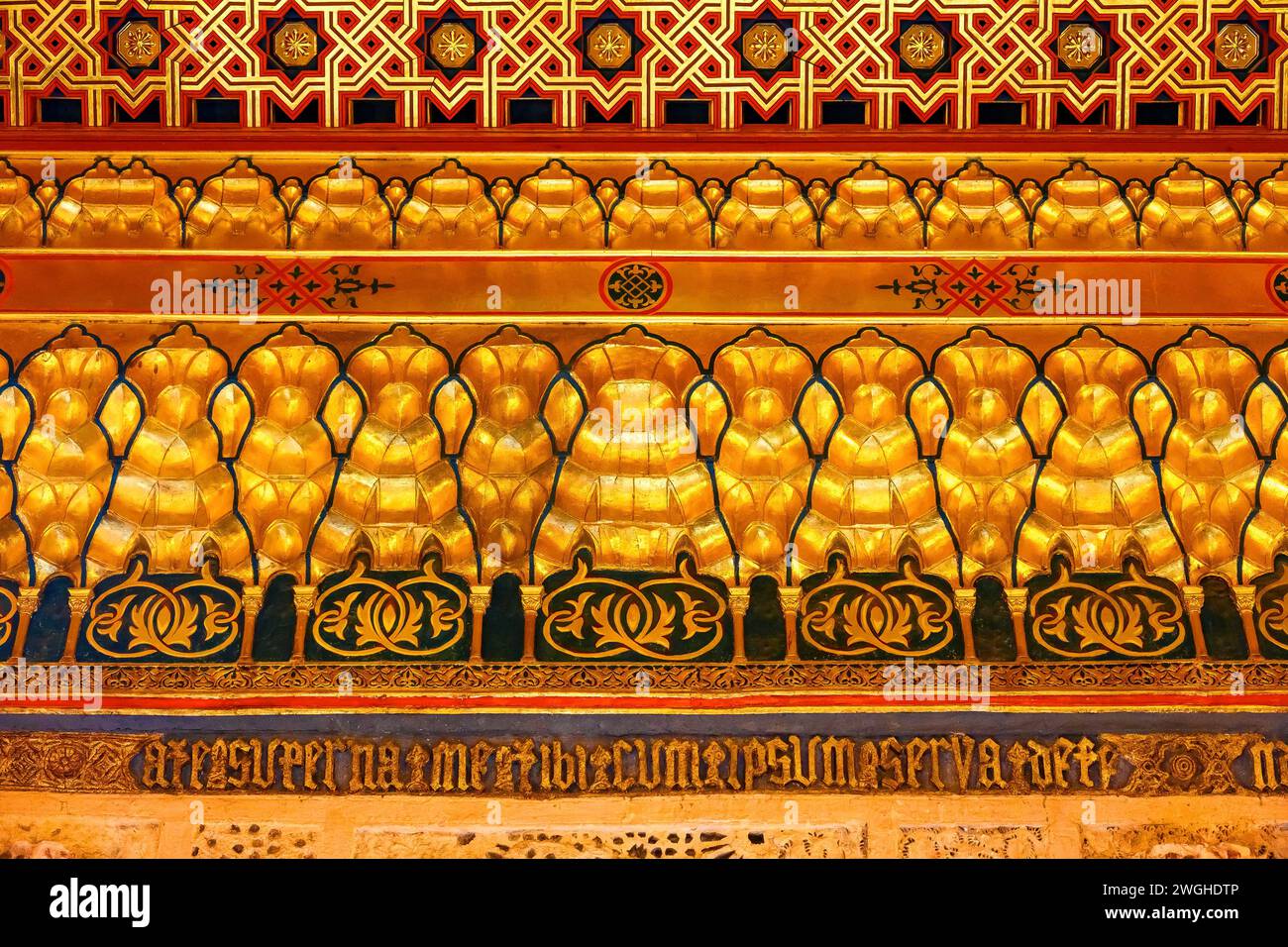 Deckenarchitektur in Alcazar de Segovia, Spanien Stockfoto