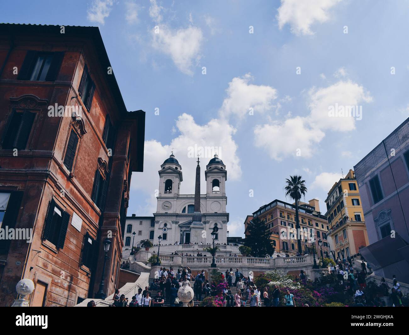 Piazza Spagna von unten gesehen in Rom in Italien, am 16. April 2017 Stockfoto