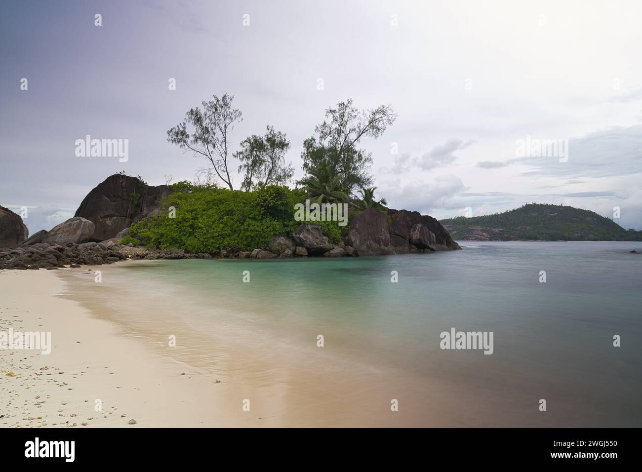 8 Sekunden langer Zugang zum Port glaud Beach, Mahe Seychelles Stockfoto