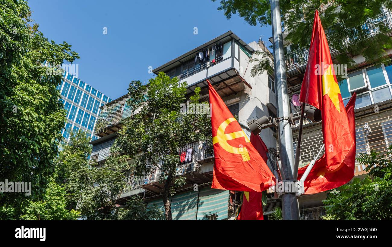 Kommunistische Flagge und Stern Stockfoto