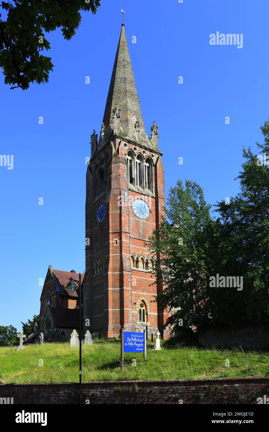 St. Michael und alle Winkel Pfarrkirche, Lyndhurst Town; New Forest National Park; Hampshire; England, Großbritannien Stockfoto