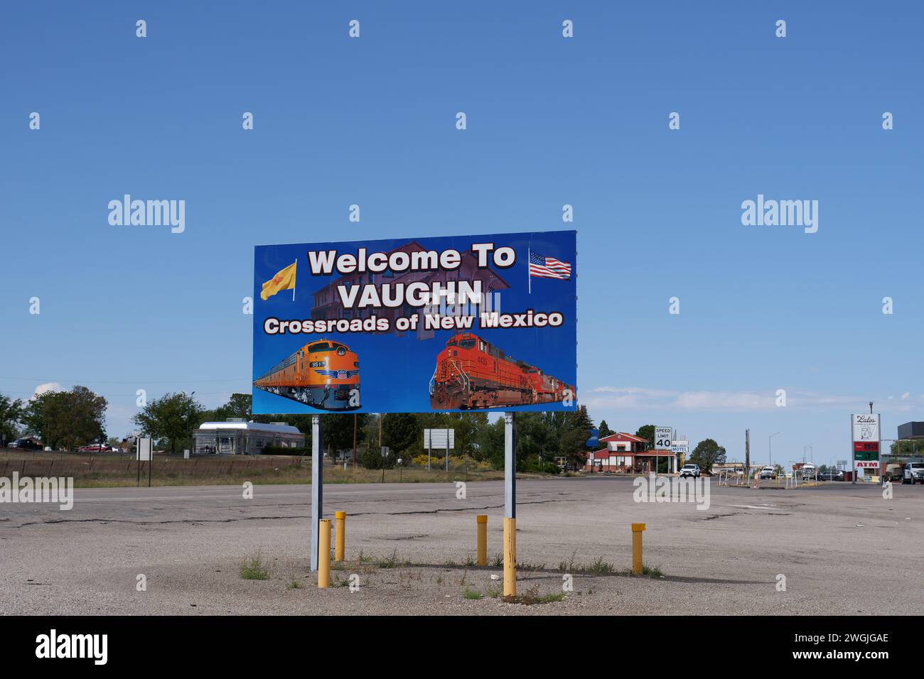 Vaughn, NM - 9. Oktober 2023: Vaughn liegt an einer Kreuzung der Eisenbahnlinien Burlington Northern Santa Fe und Union Pacific. Stockfoto