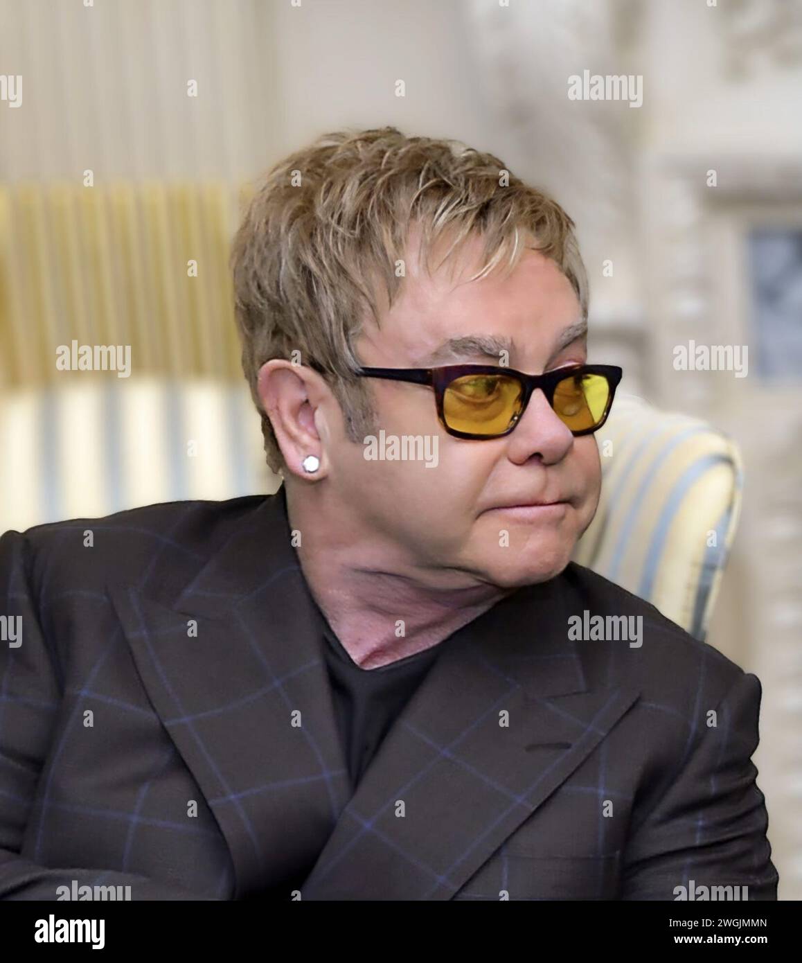Elton John. Porträt des englischen Sängers und Musikers Reginald Kenneth Dwight (* 1947) im US-Außenministerium 2014 Stockfoto