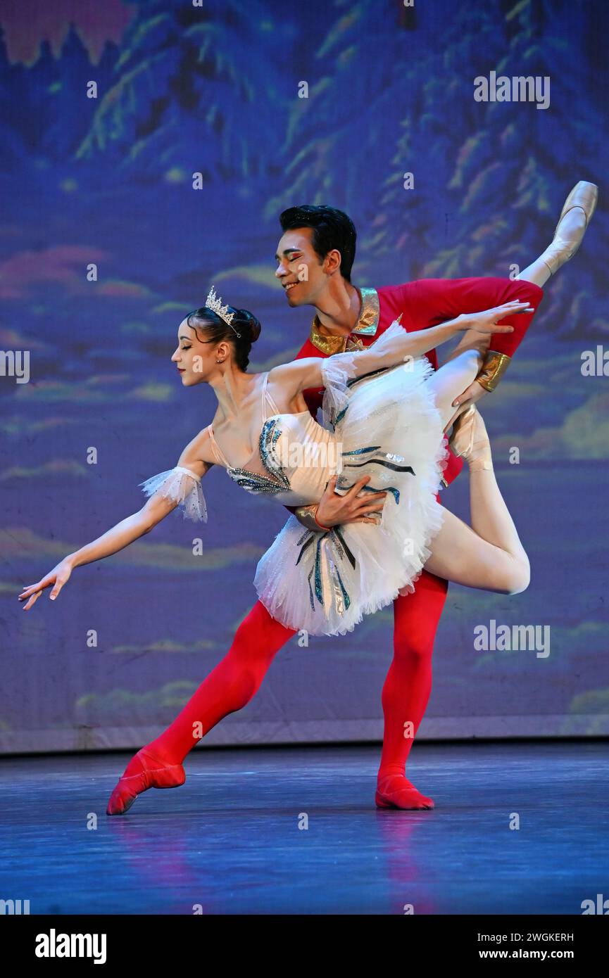 London, Großbritannien. Februar 2024. Die Besetzungen treten für The Nussknacker auf - die Tänze des Varna International Ballet, die derzeit im New Wimbledon Theatre in London auf Tour sind. Quelle: Siehe Li/Picture Capital/Alamy Live News Stockfoto