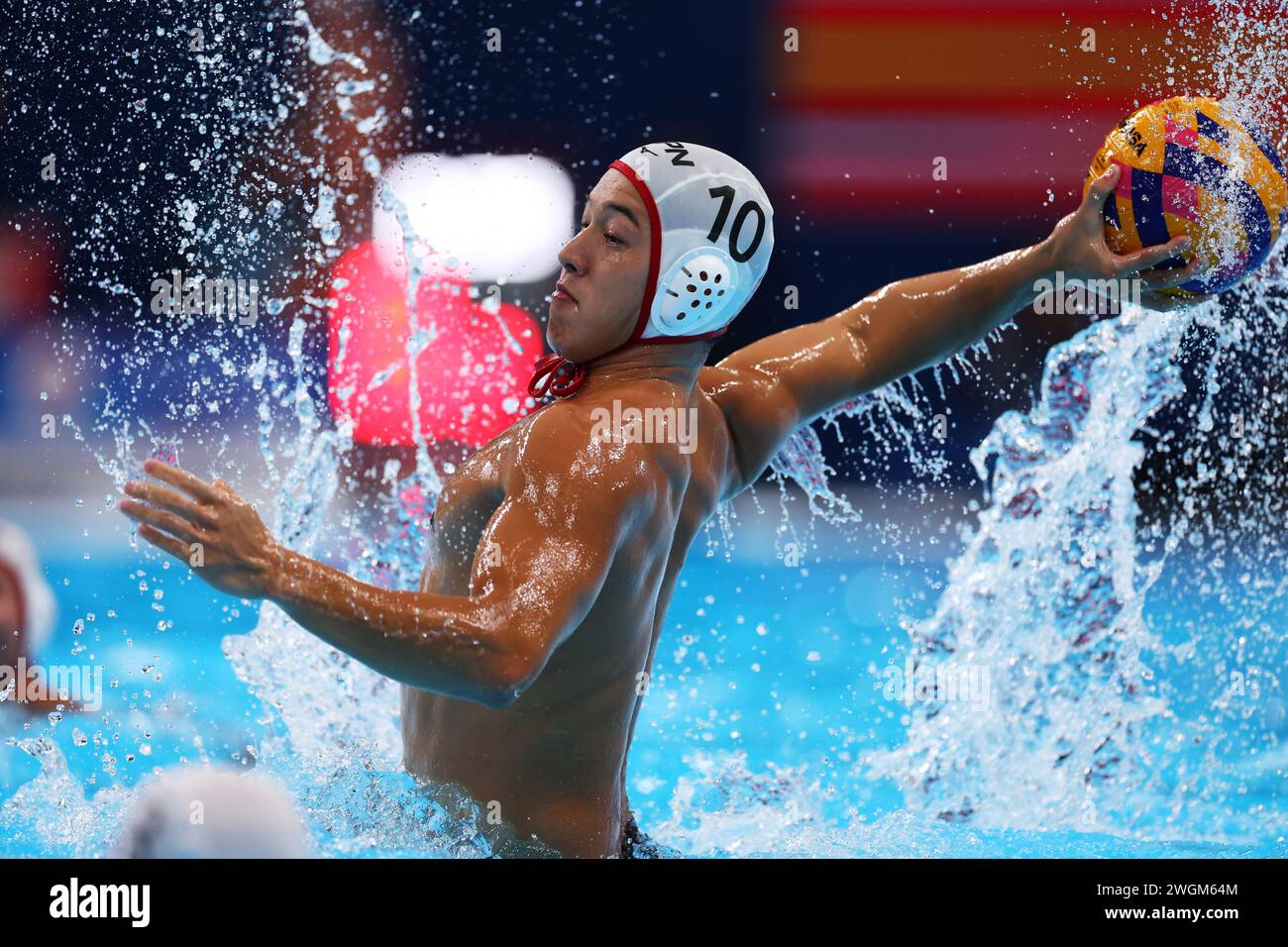 Doha, Katar. Februar 2024. Yusuke Inaba (JPN) Water Polo : World Aquatics Championships Doha 2024 Vorrunde Gruppenspiel der Männer zwischen Japan 10-17 Serbien im Aspire Dome in Doha, Katar. Quelle: Naoki Morita/AFLO SPORT/Alamy Live News Stockfoto
