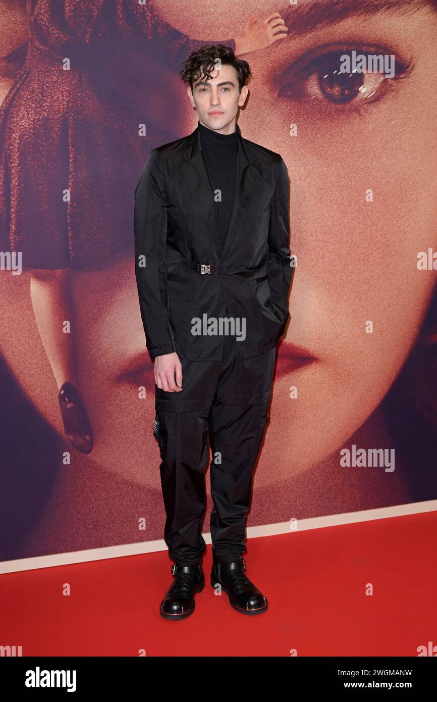 Rom, Italien. Februar 2024. Michele Bravi besucht den roten Teppich der Premiere von „Finalmente l'alba“ im Cinema Barberini. (Foto: Mario Cartelli/SOPA Images/SIPA USA) Credit: SIPA USA/Alamy Live News Stockfoto