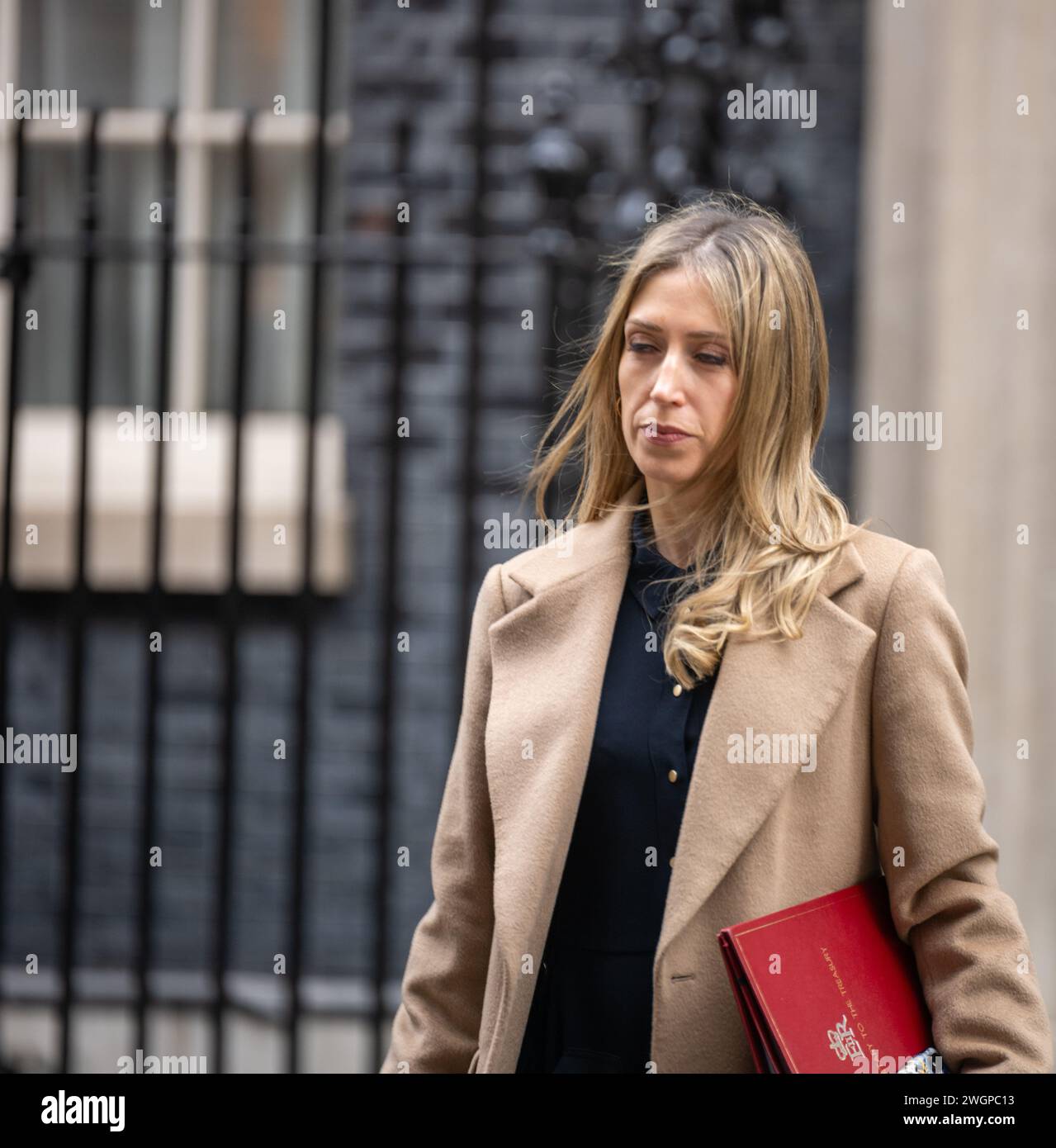 London, Großbritannien. Februar 2024. Laura Trott, Finanzministerin, bei einer Kabinettssitzung in der Downing Street 10 London. Quelle: Ian Davidson/Alamy Live News Stockfoto