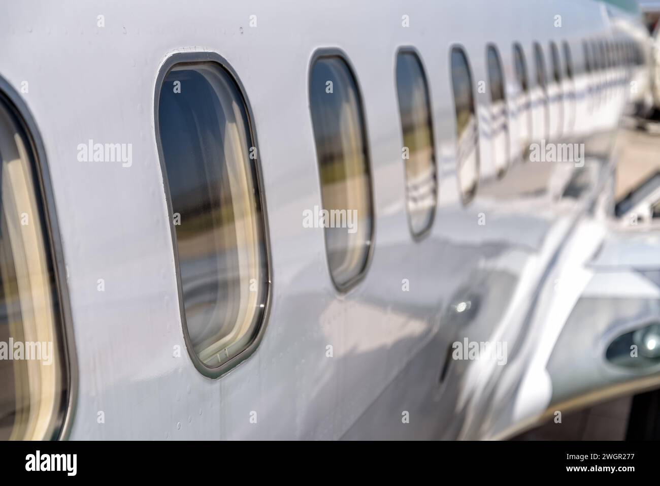 Detail eines Privatjets, der am Flughafen parkt Stockfoto