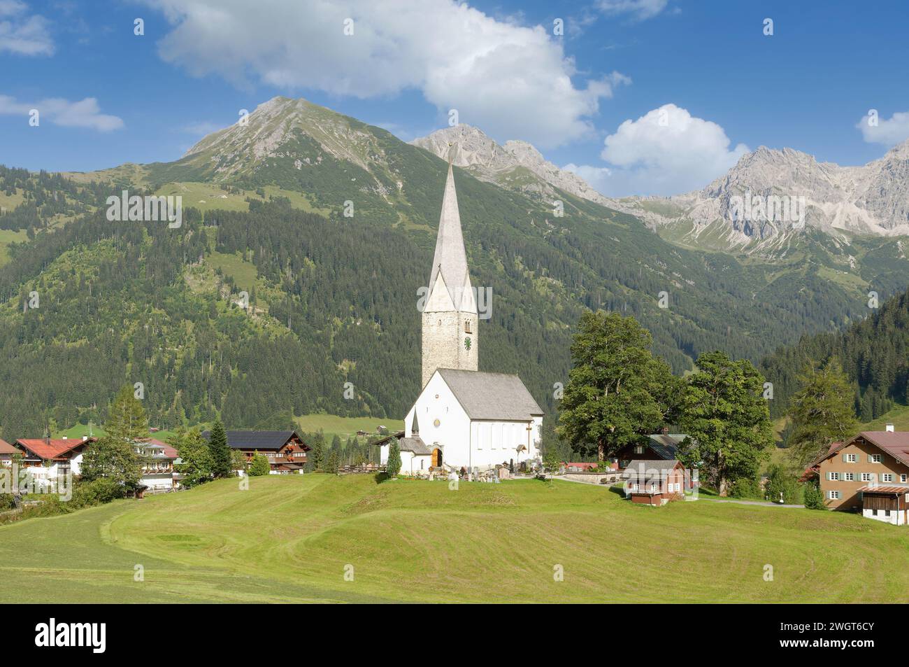 Dorf Mittelberg, Kleinwalsertal, Vorarlberg, Österreich Stockfoto