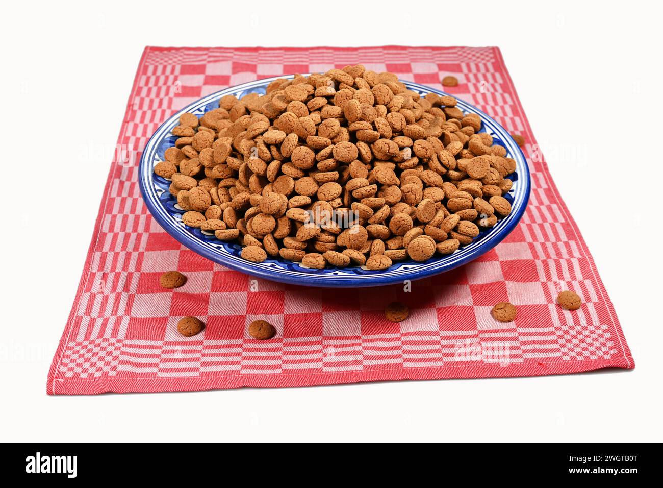 Schüssel mit Kruidnoten Stockfoto
