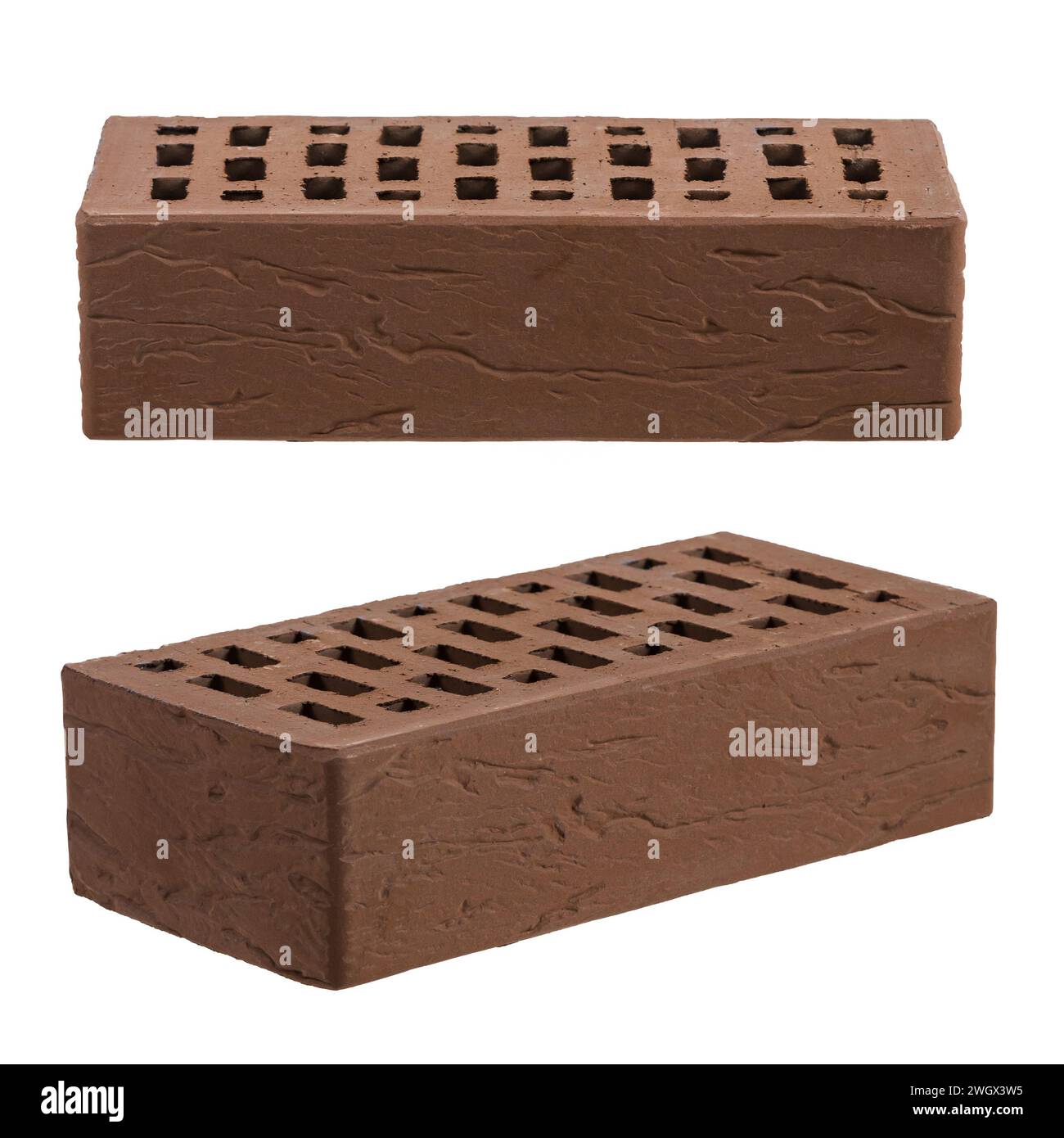 Brauner Keramikstein ist auf weißem Hintergrund isoliert. Dekoratives Muster ist alte Risse. Stockfoto