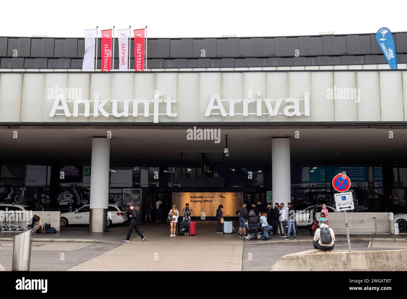 Ankunft Am Flughafen Wien-Schwechat, Österreich Stockfoto