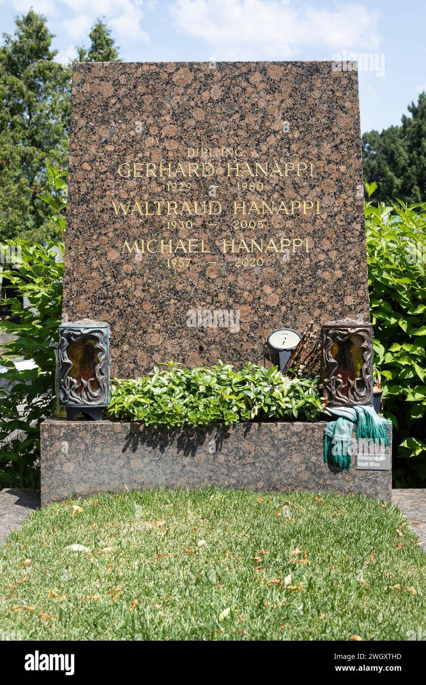 Gerhard Hanappi, Österreichischer Fußballspieler 1929–1980, Ehrengrab Am Hietzinger Friedhof In Wien Stockfoto