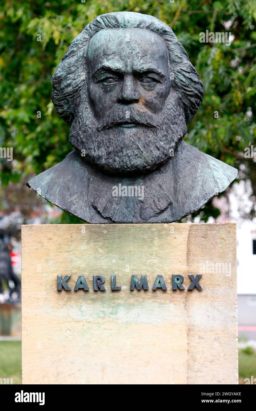 Karl Marx Buste/ Skulptur, Dessau (nur für redaktionelle Verwendung. Keine Werbung. Referenzdatenbank: http://www.360-berlin.de. © Jens Knappe. Bildq Stockfoto