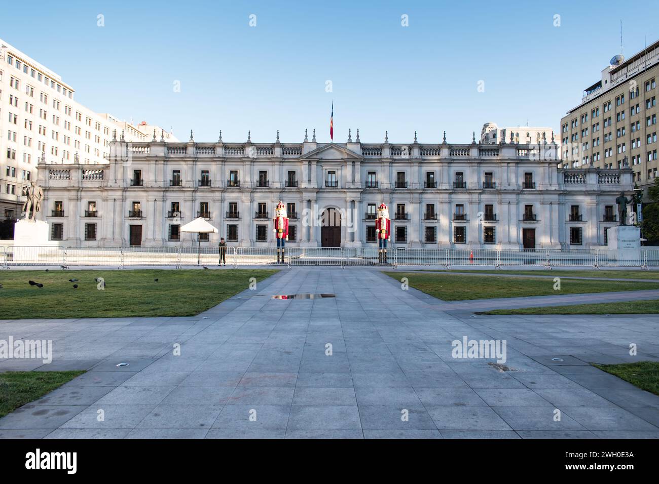 Palacio de La Moneda oder La Moneda, der Präsidentenpalast in der Innenstadt von Santiago. Stockfoto