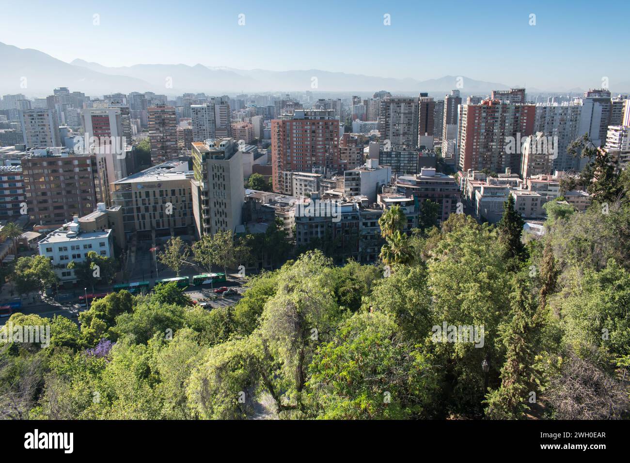 Atemberaubende Aussicht vom Santa Lucia Hill in Santiago, Chile Stockfoto