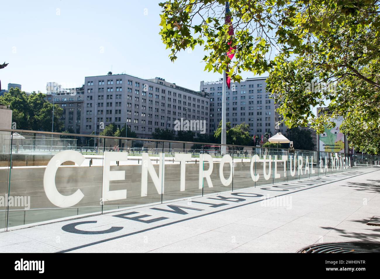 Das Centro Cultural La Moneda in Santiago de Chile ist ein dynamisches Kulturzentrum im historischen Palacio de La Moneda. Stockfoto