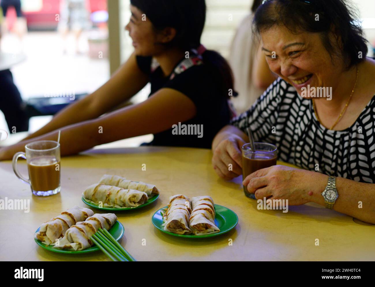 Old Long House Popiah im Kim Keat Palm Market & Food Centre in Singapur. Stockfoto