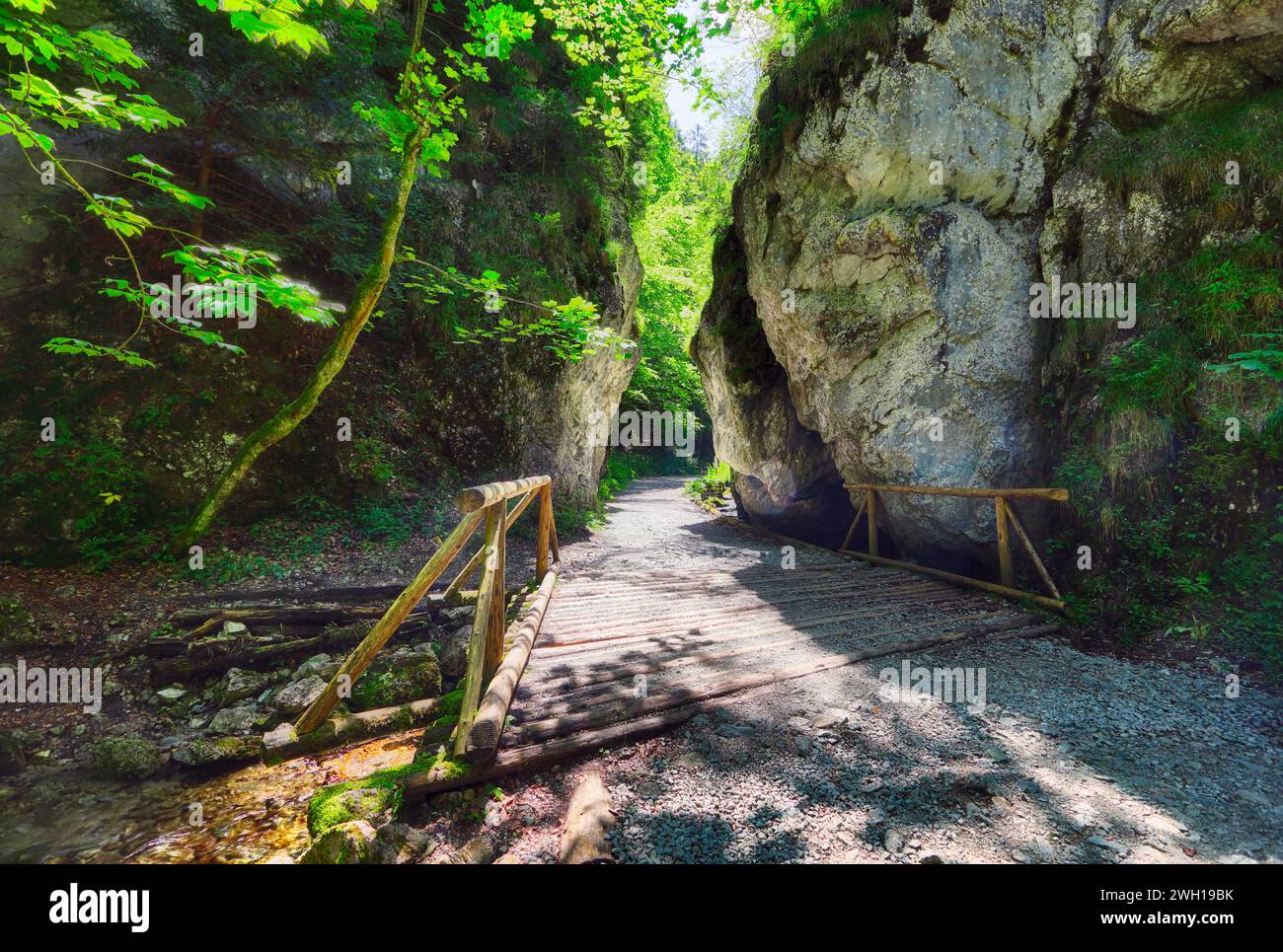 Der bekannte Teil des Gaderska-Tals namens Teufelstor in der Slowakei Stockfoto