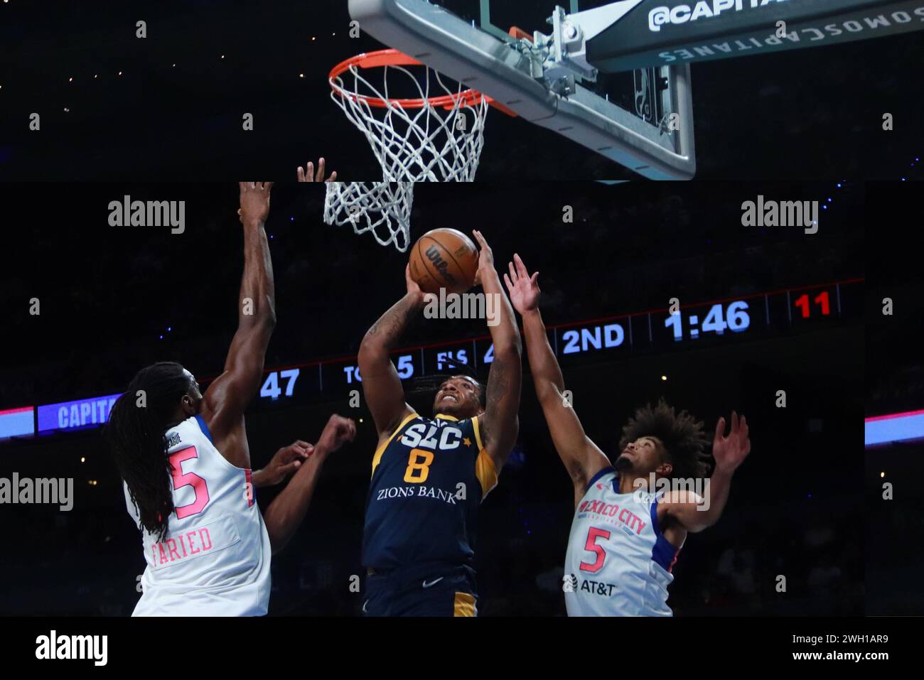 Nicht exklusiv: 5. Februar 2024 in Mexico City, Mexiko: Brice Sensabaugh (8) von Salt Lake City Stars fährt während der NBA G League mA in den Korb Stockfoto