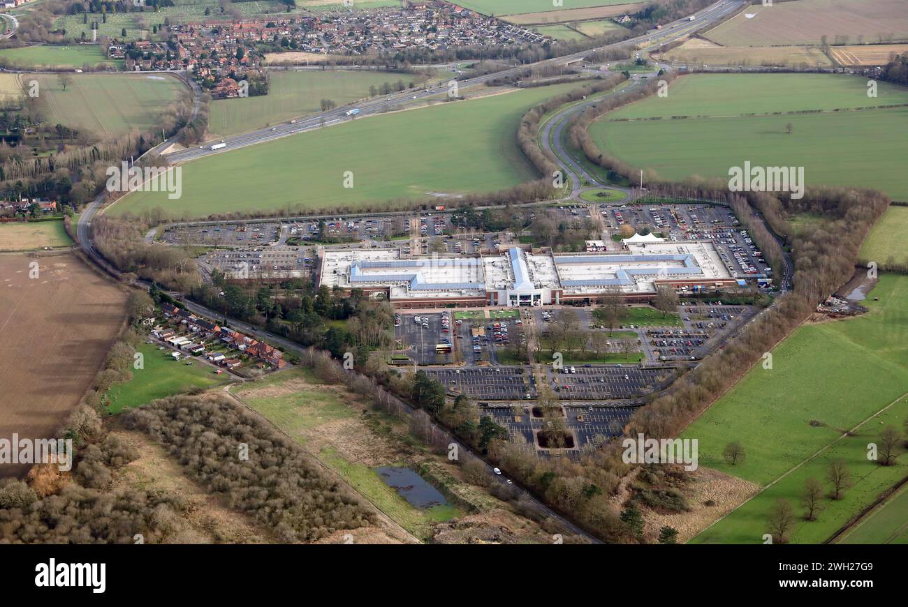 Aus der Vogelperspektive vom Westen des Designer Outlet (McArthurGlen) Shopping Mall, York, North Yorkshire Stockfoto