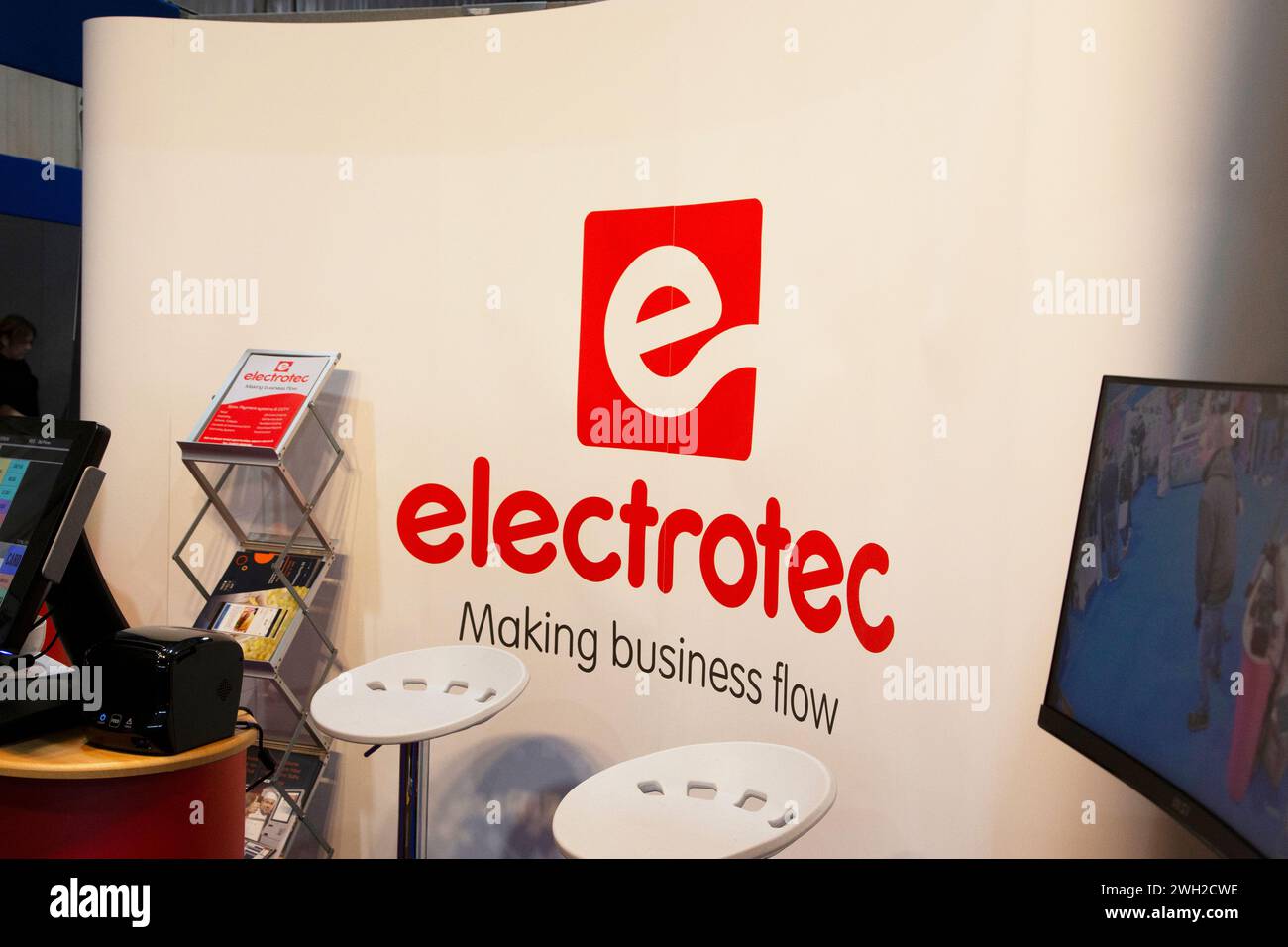 „Electrotec“ CCTV-Überwachungsfirma, die auf der „Source“-Messe am 7. Februar 2024 in Westpoint Exeter U.K ausstellt Stockfoto