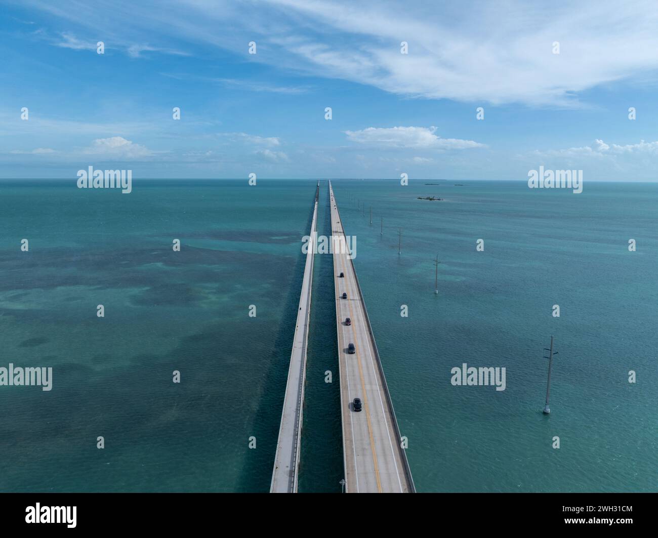 Aus der Vogelperspektive entlang der Seven Mile Bridge der US1 zu den Florida Keys Stockfoto