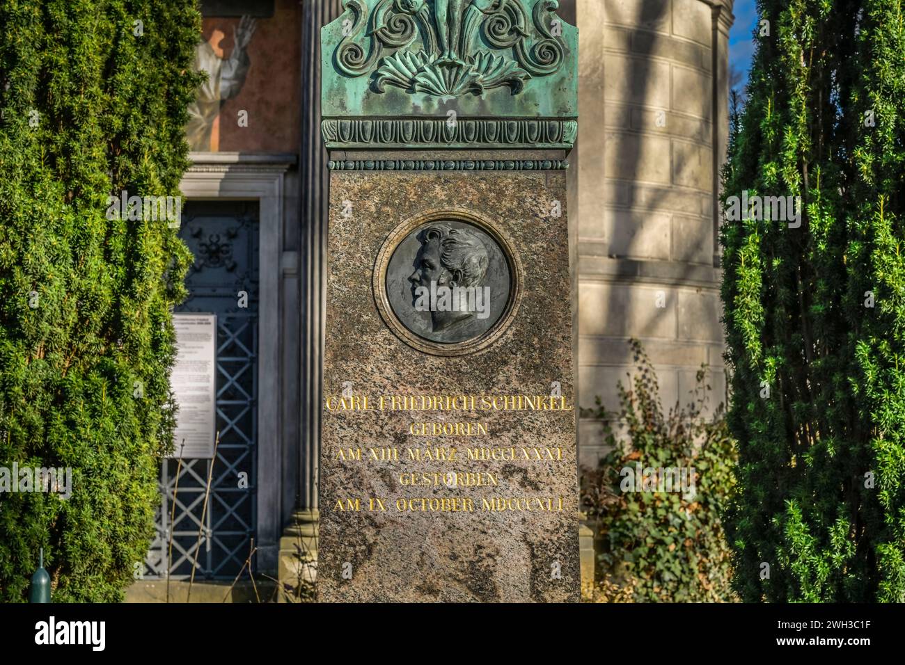 Karl Friedrich Schinkel, Grab, hinteres Mausoleum Hitzig, Dorotheenstädtischer Friedhof, Chausseestraße, Mitte, Berlin, Deutschland Stockfoto