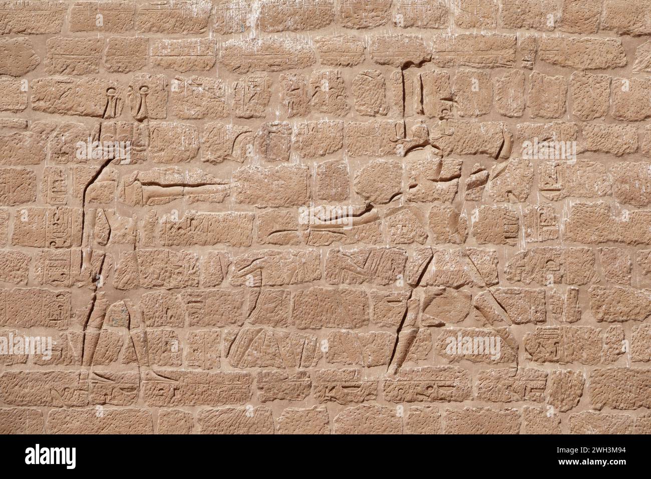 Ramesses II. Schlug die feindliche Szene im Tempel von Wadi al-Seboua, Nasser-See, Ägypten Stockfoto