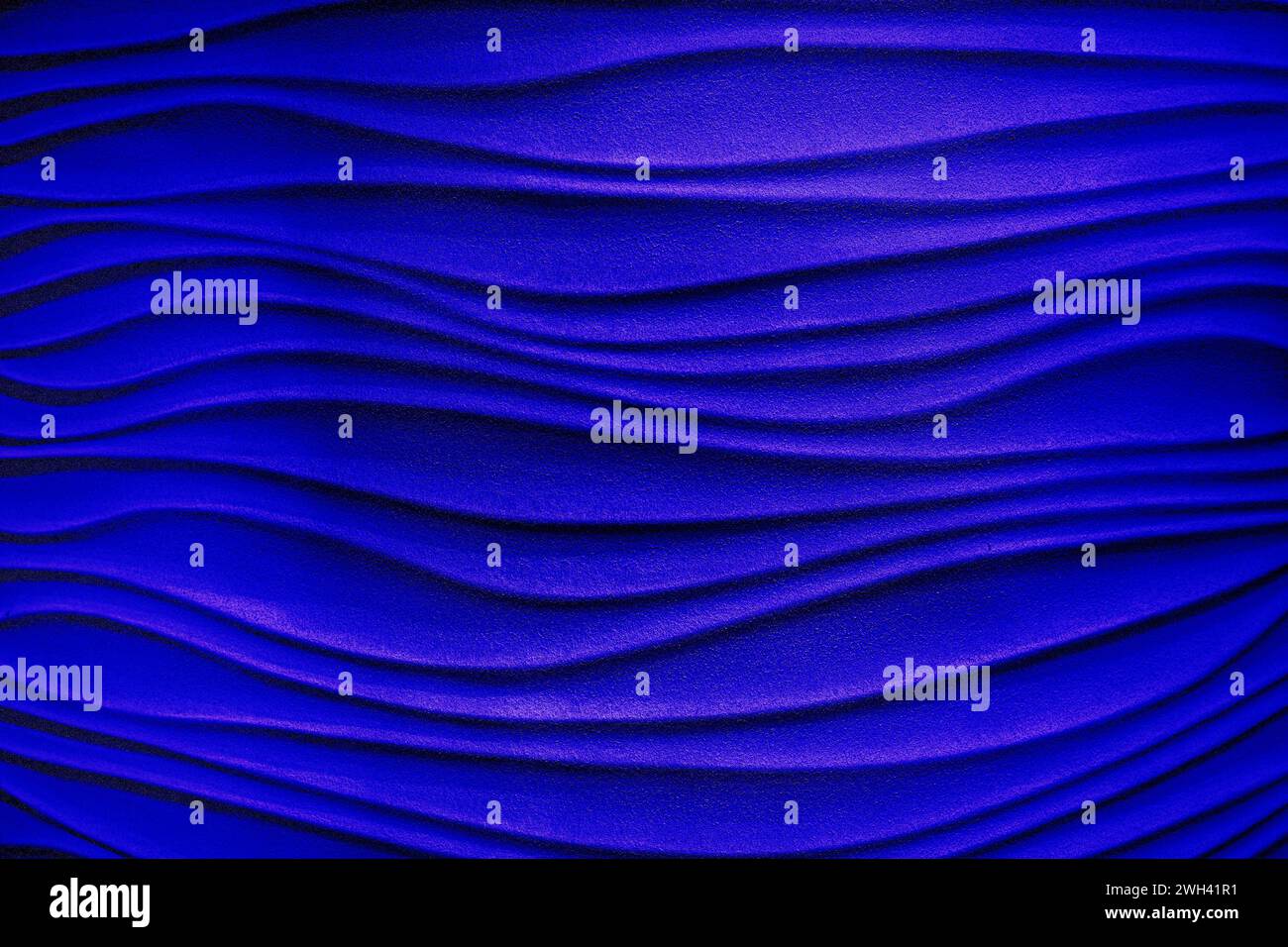 Abstrakte Textur, moderne blaue Wandfläche in modernem Innendesign Stockfoto