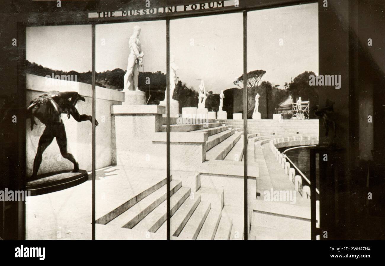 Foto vom Album einer italienischen jüdischen Familie (Jarach), die im Sommer 1933 zur internationalen Expo in Chicago reiste. Im italienischen Pavillon Stockfoto