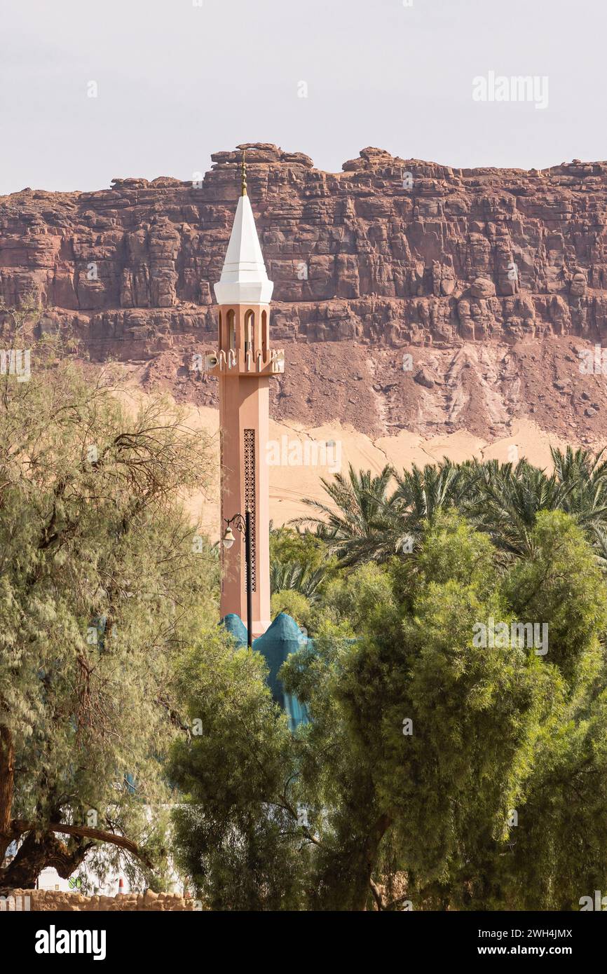 Naher Osten, Saudi-Arabien, Medina, Al-Ula. Minarett in der Altstadt von Al-Ula. Stockfoto