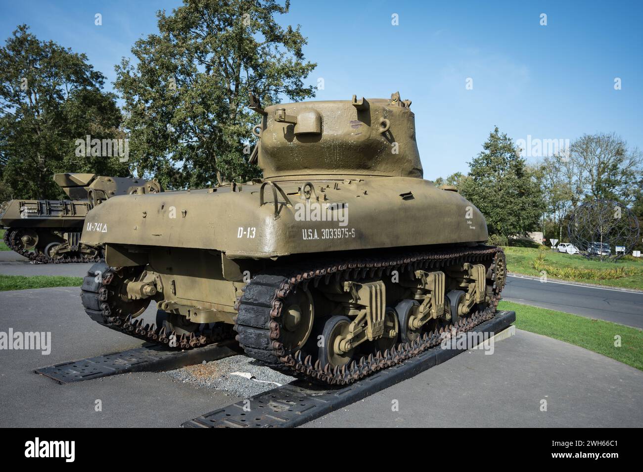 Die Rückansicht des berühmten amerikanischen Panzers M4 Sherman M4A1 aus dem Zweiten Weltkrieg in der Normandie Stockfoto