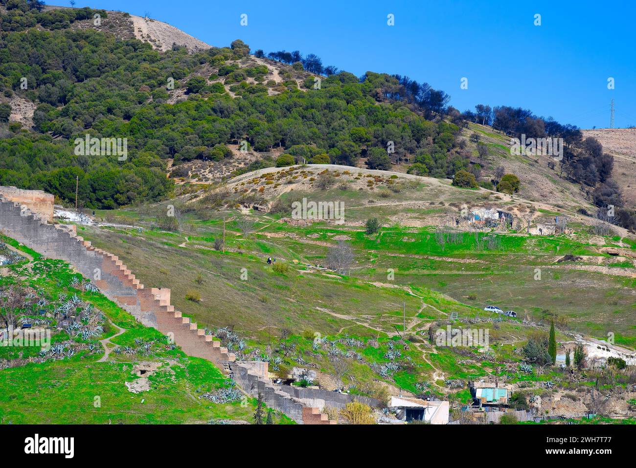 Mittelalterliche Festungsmauer und Landschaft, Alhambra, Granada, Spanien Stockfoto