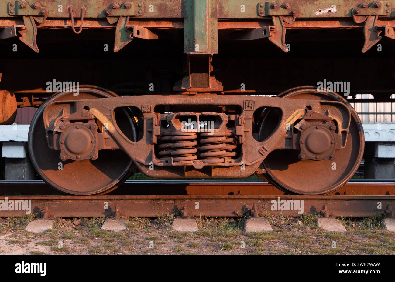 Räder für Güterzüge. Seitenansicht. Stockfoto
