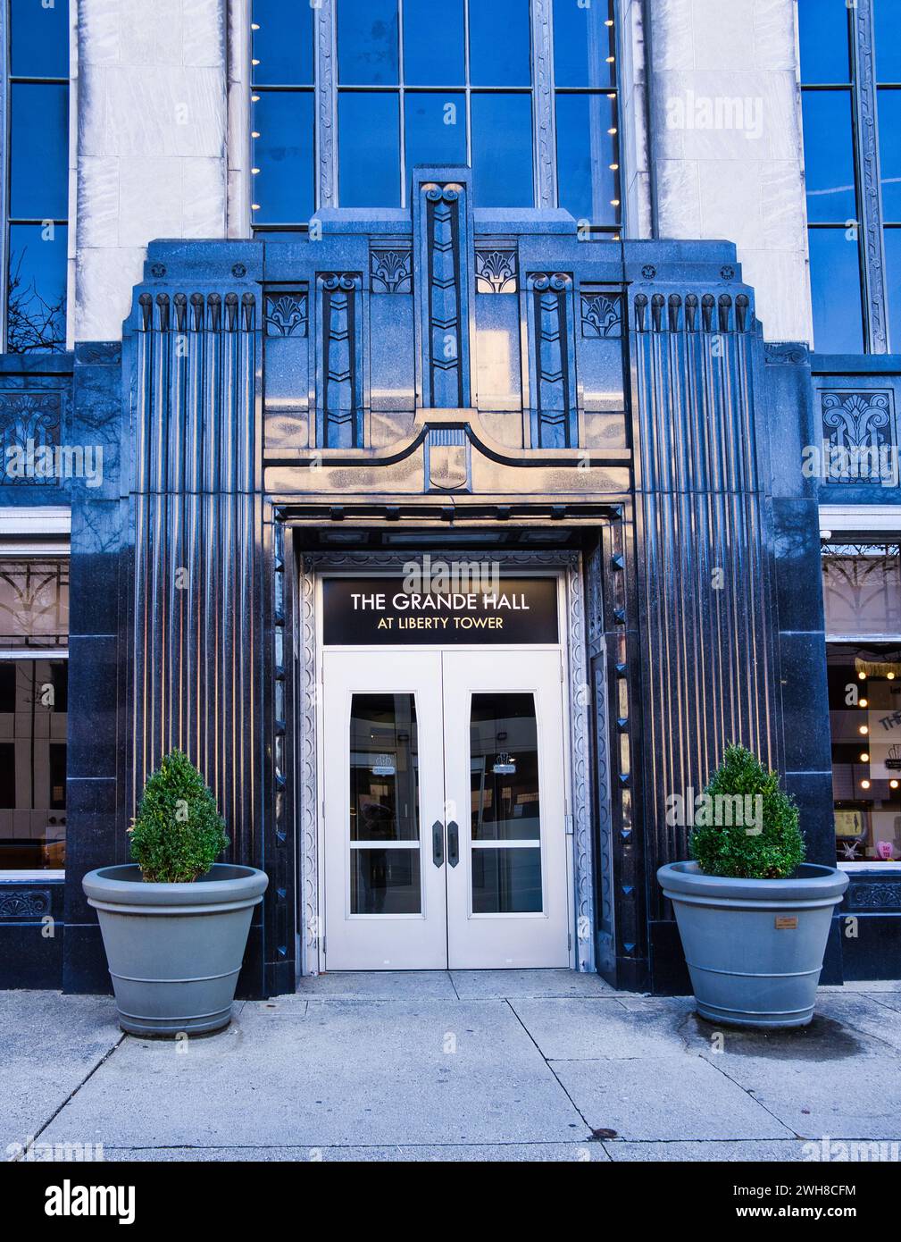 Der Liberty Tower ist ein Art déco-Bürogebäude in Dayton Ohio, USA 2024 Stockfoto