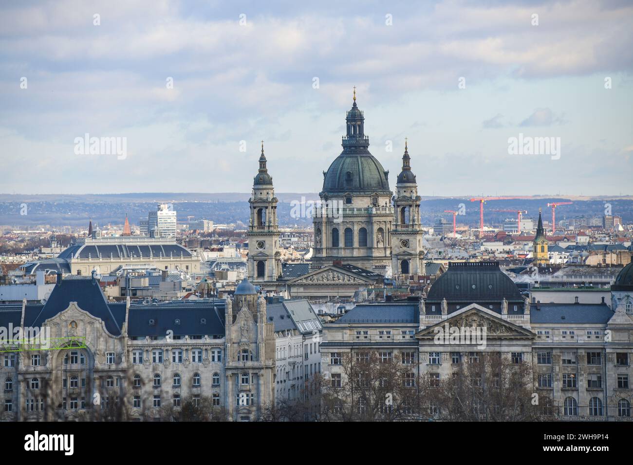 Budapest: Panoramablick auf die Stadt mit dem Stephansdom. Ungarn Stockfoto