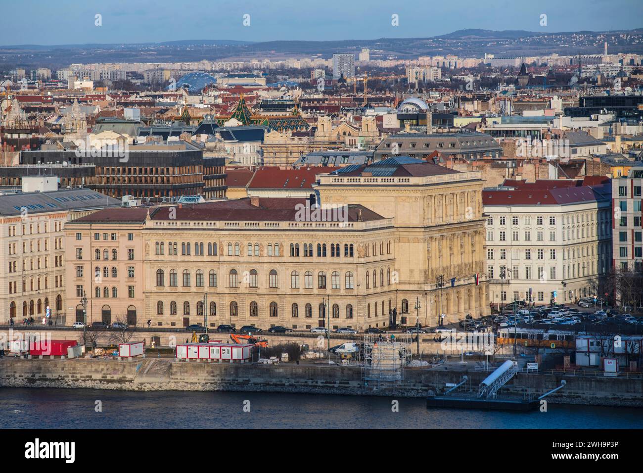 Budapest: Panoramablick auf die Stadt mit der Donau und dem Wasser. Ungarn Stockfoto
