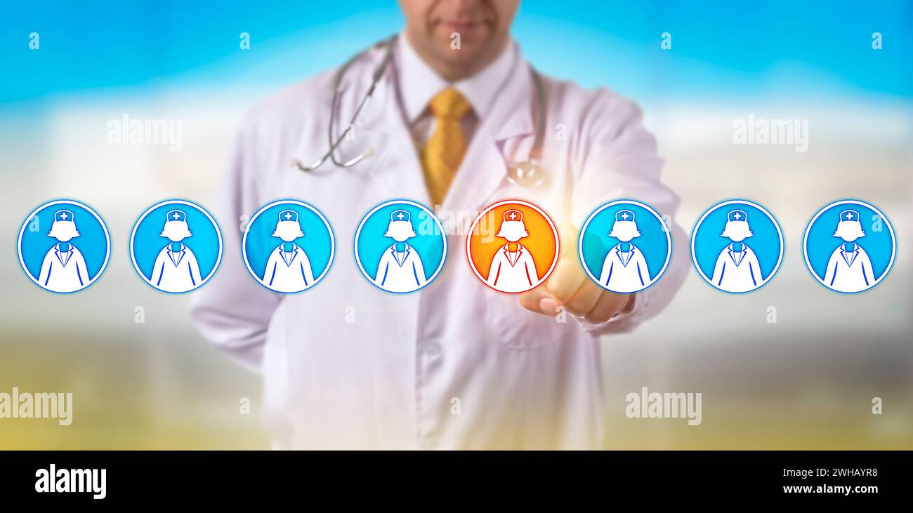 Nicht erkennbare Gesundheitsdienstleister wählt ein weibliches Pflegesymbol in einer Reihe von acht aus. Gesundheitskonzept für medizinische Rekrutierung, Personal Stockfoto