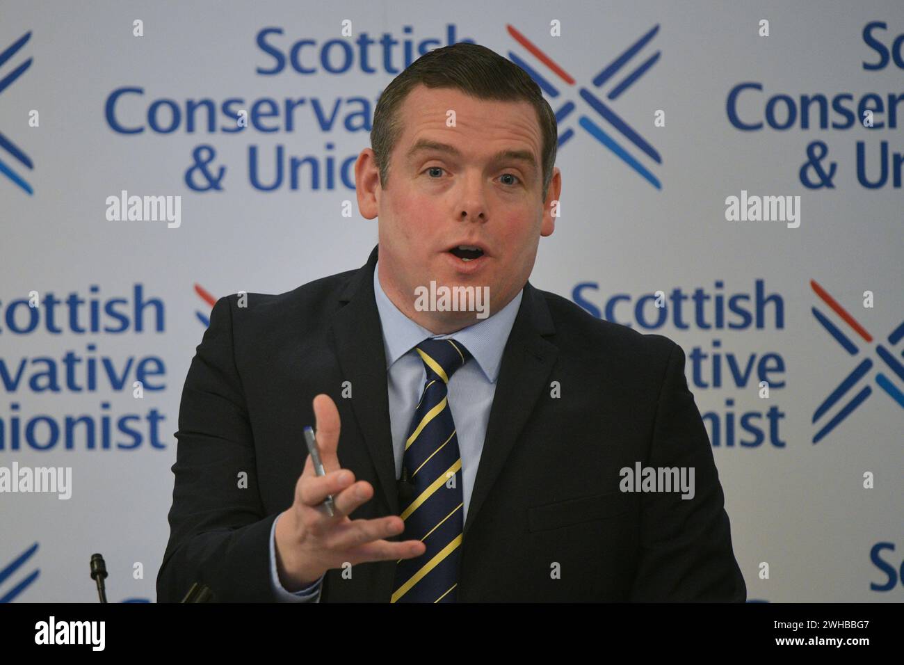 Edinburgh Schottland, Vereinigtes Königreich 9. Februar 2024. Der Vorsitzende der schottischen Konservativen Douglas Ross im Edinburgh, BioQuarter, hält eine Keynote-Rede über Schottlands NHS. Credit sst/alamy Live News Stockfoto