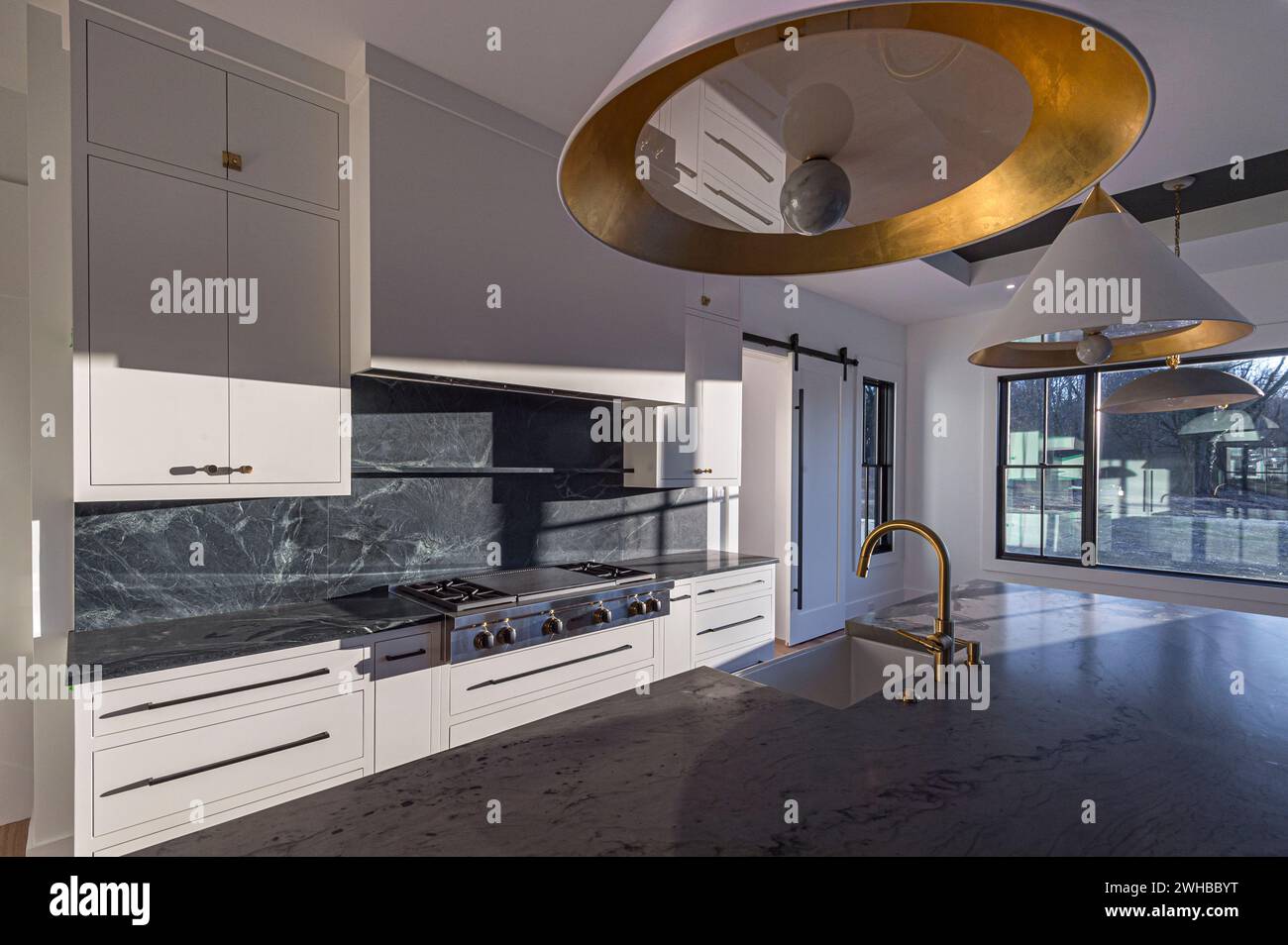 Neue Wohnküche im Luxuswohnheim, Pennsylvania, USA Stockfoto