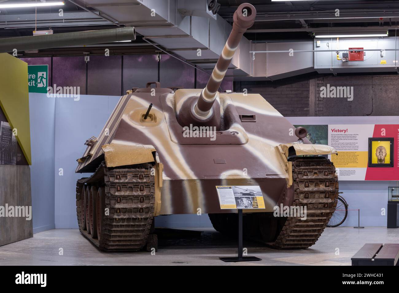 Deutscher Jagdpanther-Panzerzerstörer aus dem 2. Weltkrieg im Bovington-Panzermuseum zu sehen. Januar 2024 Stockfoto