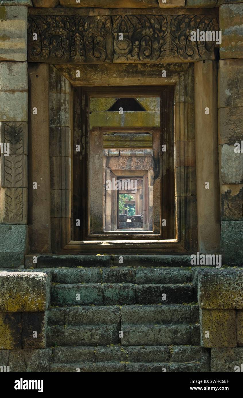 Der Tempel Wat Prasat Mueang Tam im Osten thailands Stockfoto