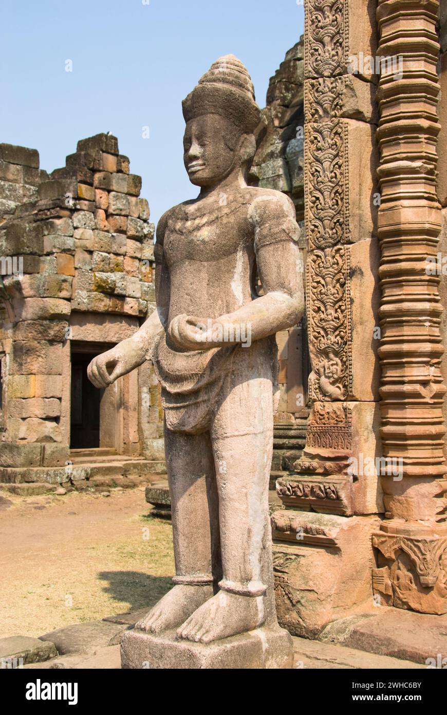 Der Tempel Wat Prasat Phom Sang im Osten thailands Stockfoto