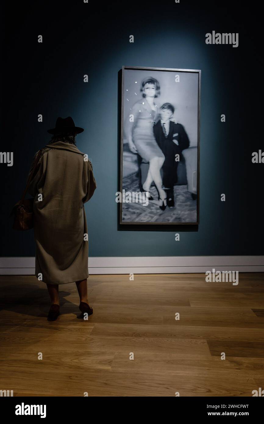 Kunst während der Presseansicht für Monochrome: Painting in Black and White in der National Gallery in London, UK am 26. Oktober 2017. Bild von Julie Edwards. Stockfoto