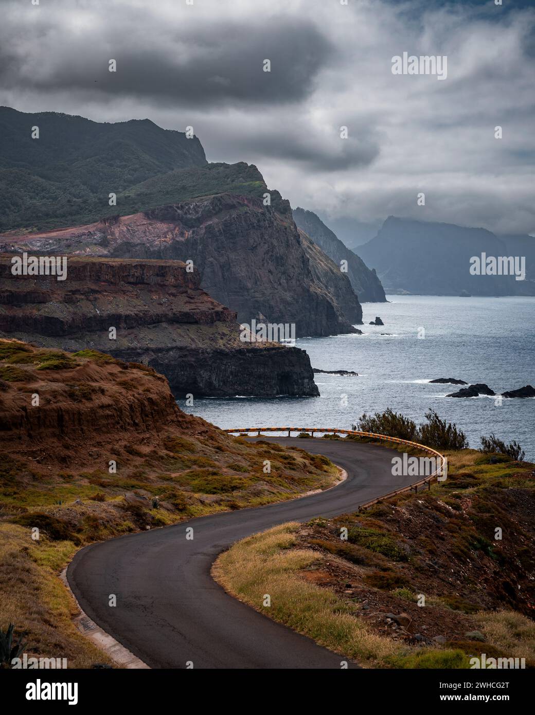 Straße an der Ostküste, Autonome Region Madeira, Portugal, Europa Stockfoto