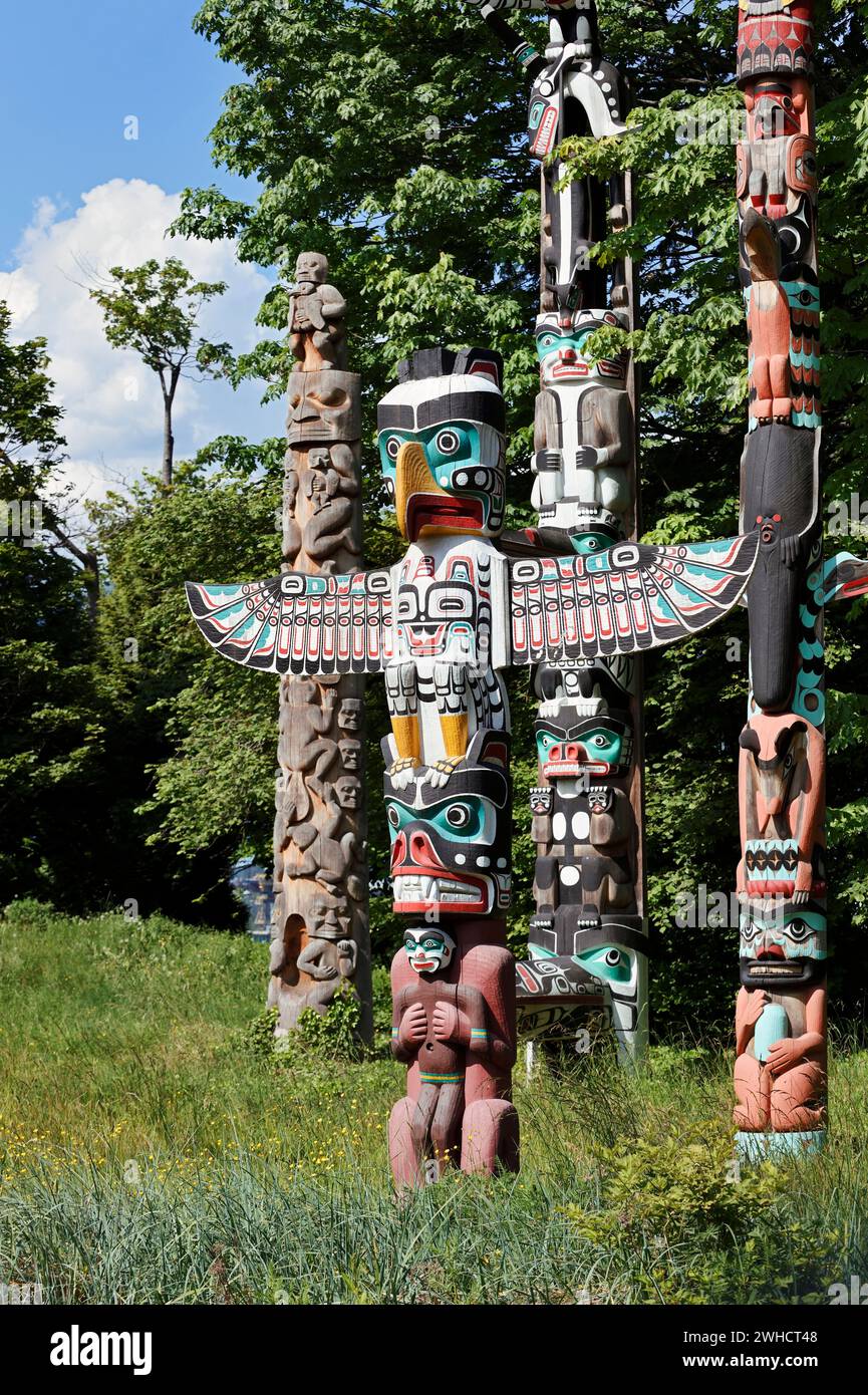 Totem Pole, Thunderbird House Post Totem Pole, Stanley Park, Vancouver, British Columbia, Kanada Stockfoto