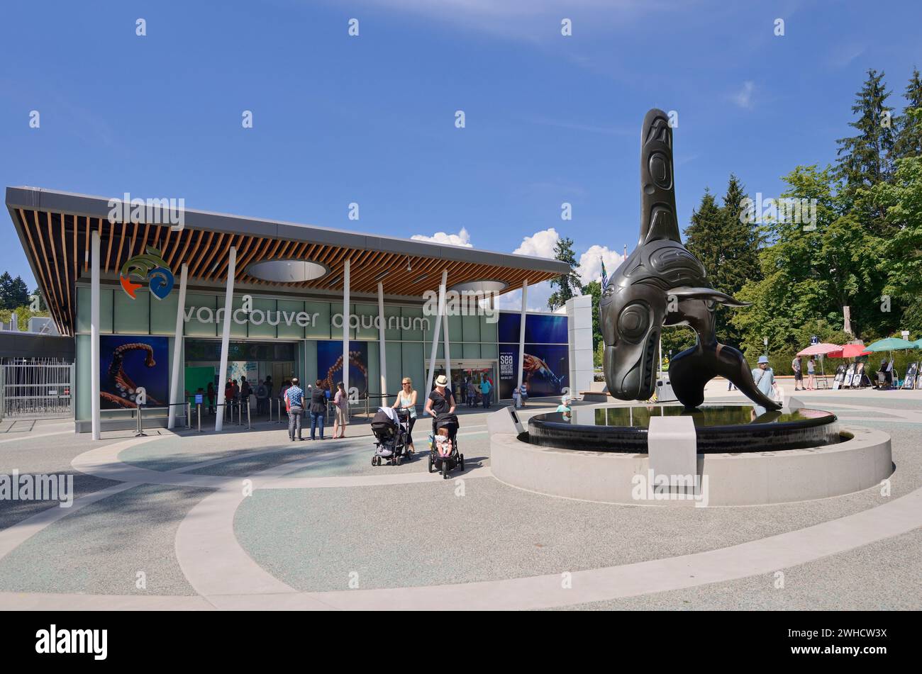 Vancouver Aquarium, Eingang und Skulptur, Stanley Park, Vancouver, British Columbia, Kanada Stockfoto