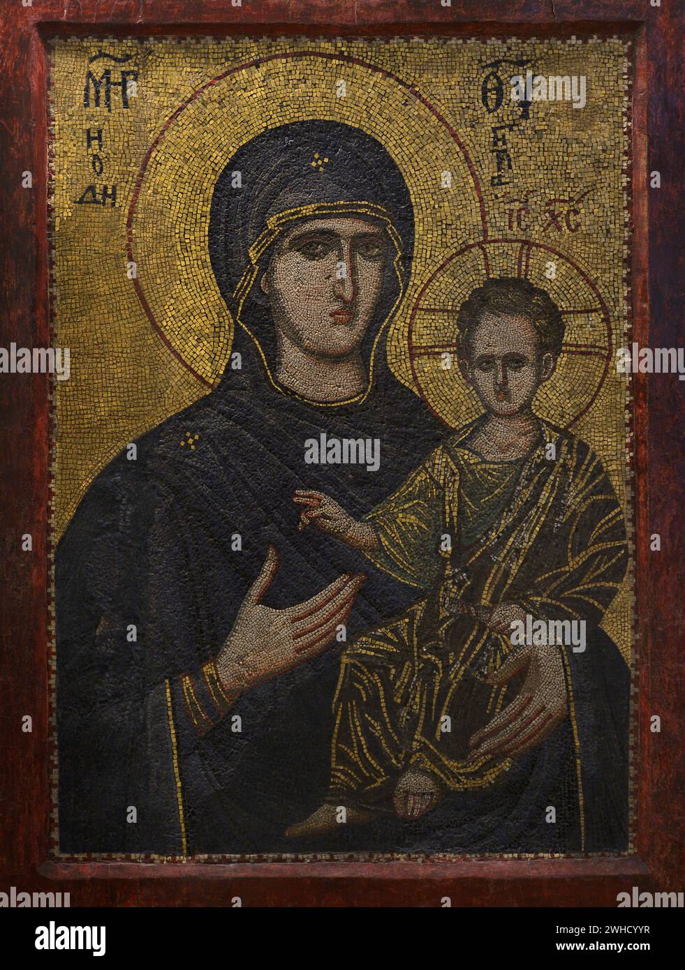 Die Jungfrau und das Kind. Mosaik. Byzantinischer Stil. 12.-13. Jahrhundert. Von der Kirche St. Nikolaus in Melnik, Region Blagoevgrad, Bulgarien. Nationales Archäologisches Museum. Sofia. Bulgarien. Stockfoto